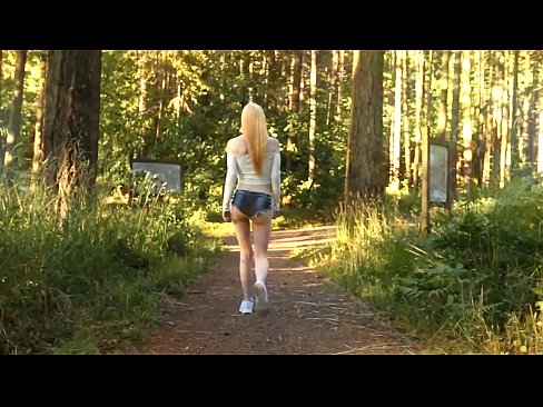 ❤️ Smuk kvinde bevæger sig langsomt, ikke nøgen video ❤️ Super sex at da.basseyn-vsem.ru ️❤